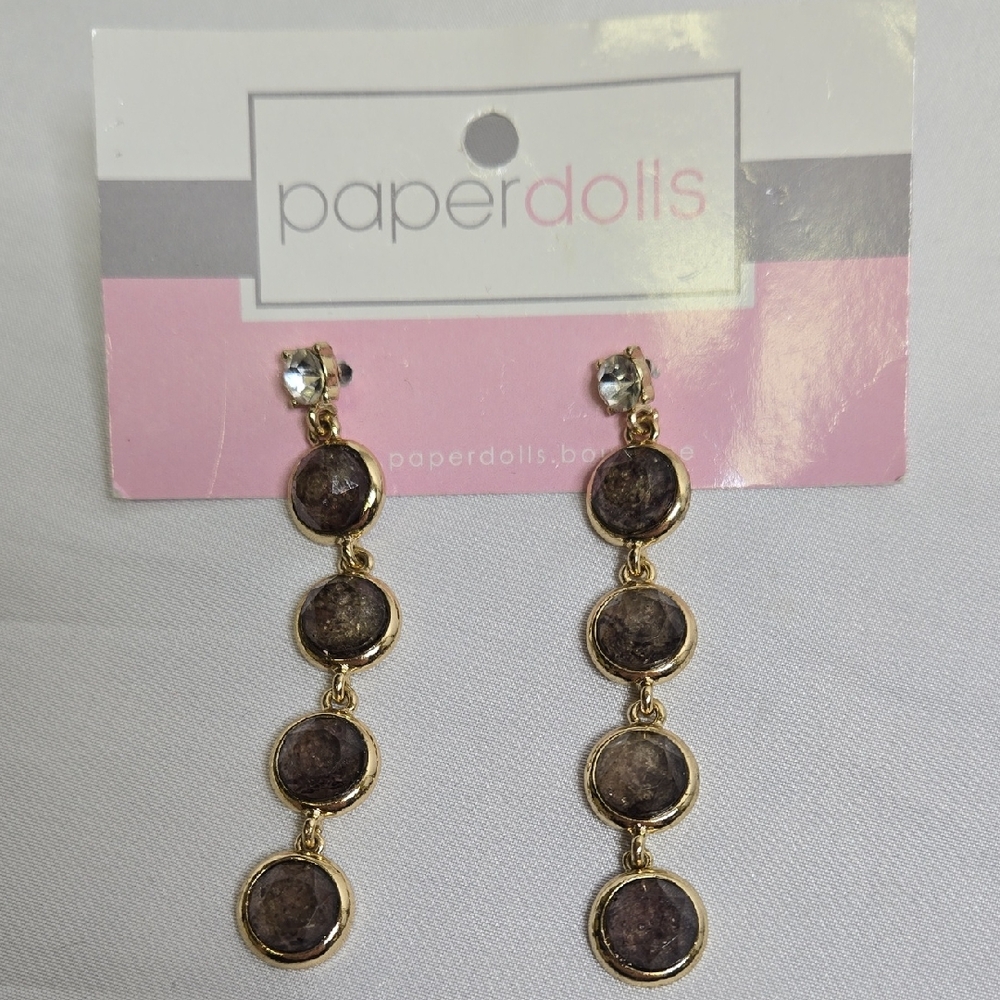 Paperdolls Drop Earrings,‎ New